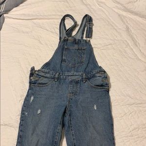 Levi’s distress overalls